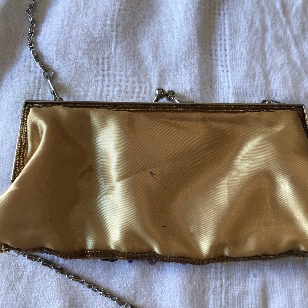 Vintage beaded & sequined purse with chain strap. - Picture 4 of 6